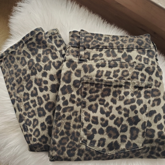 Good American Jeans - Picture 1 of 2